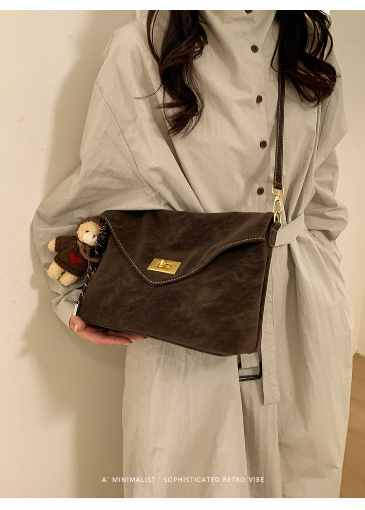 The Urban Envelope Bag - Stylish Urban Envelope Crossbody