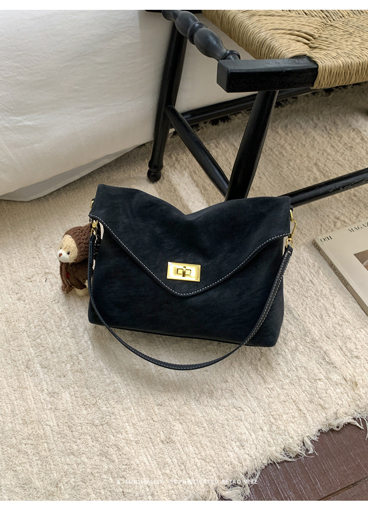 The Urban Envelope Bag - Stylish Urban Envelope Crossbody