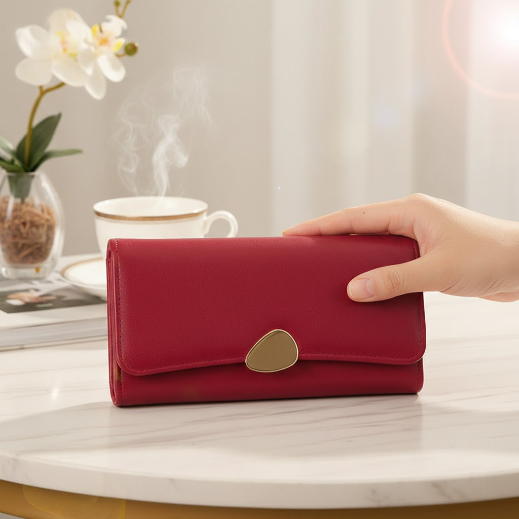 Timeless Tri-Fold Leather Wallet – Elegant & Versatile Everyday Essential